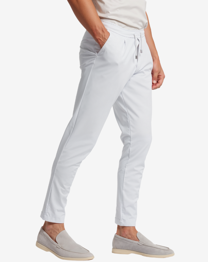 The White Stretch Pants